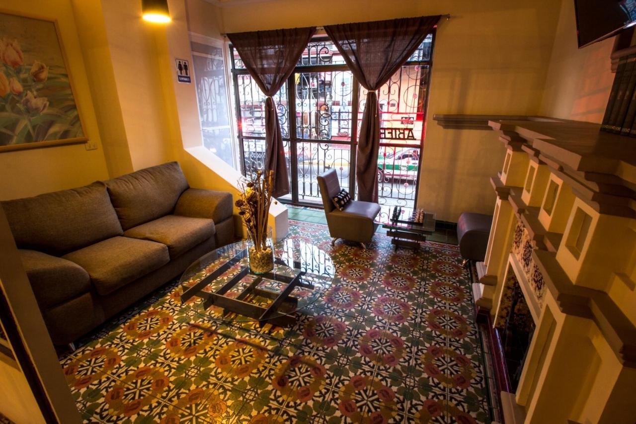 Casa De Juan Hostal خالابا المظهر الخارجي الصورة